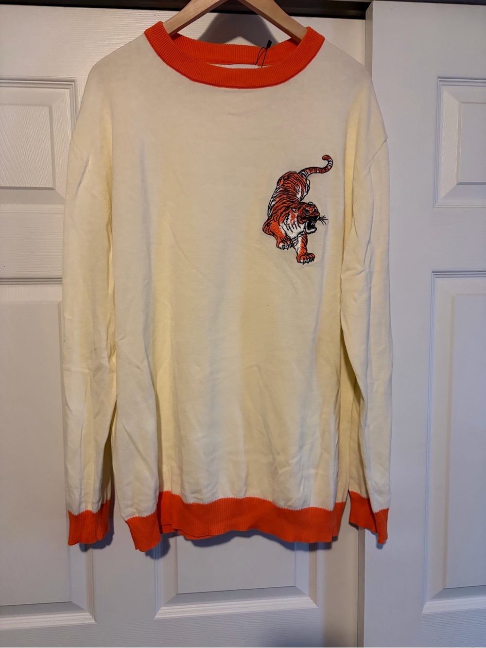 Cream Crewneck Sweater with Orange Tiger Detail - Picture 4 of 4
